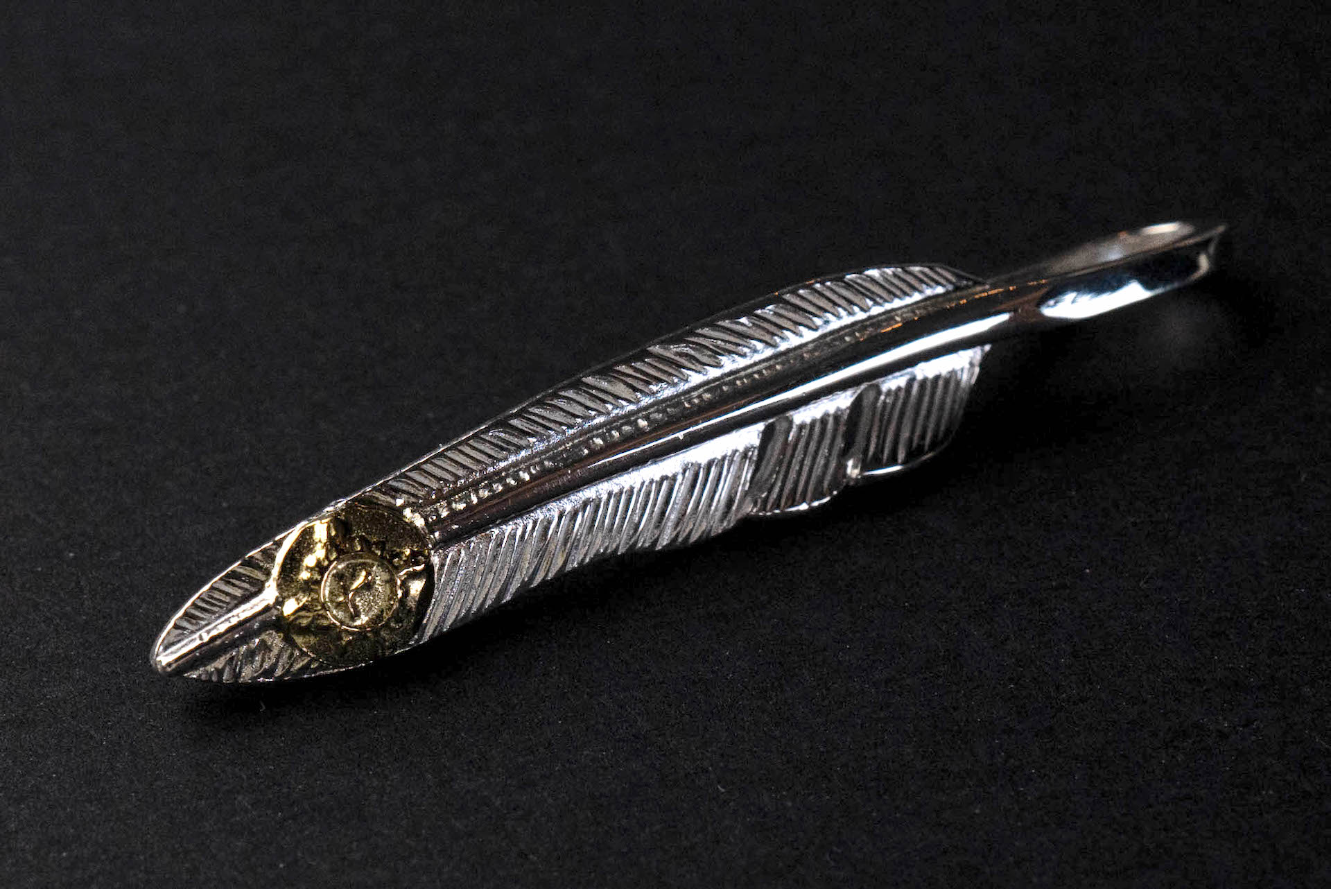 First Arrow's Small "Kazekiri Feather" Pendant With 18K Gold Emblem (P-432)