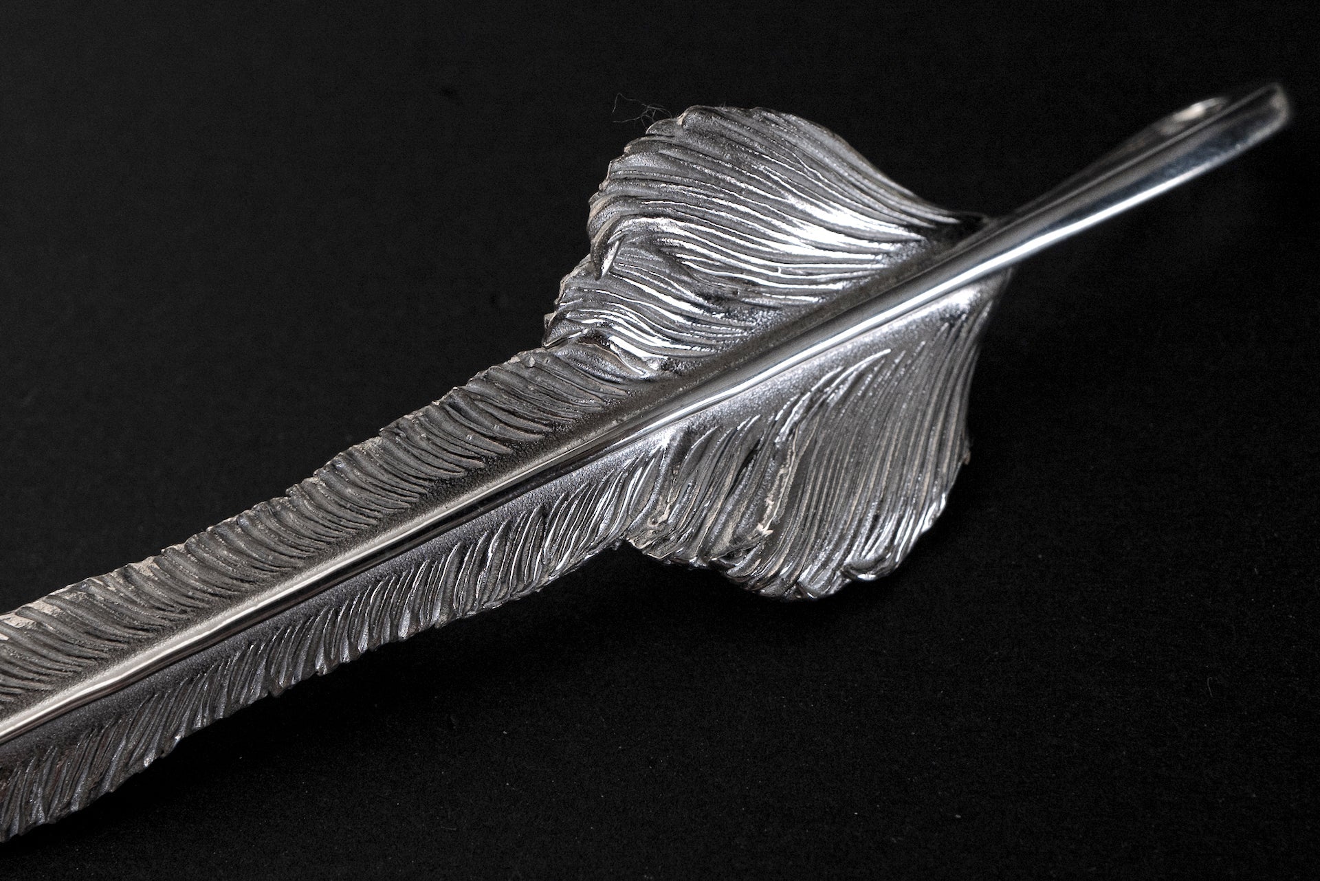 Legend Size Medium "Spiritual Feather" Silver Pendant (P-165-M)