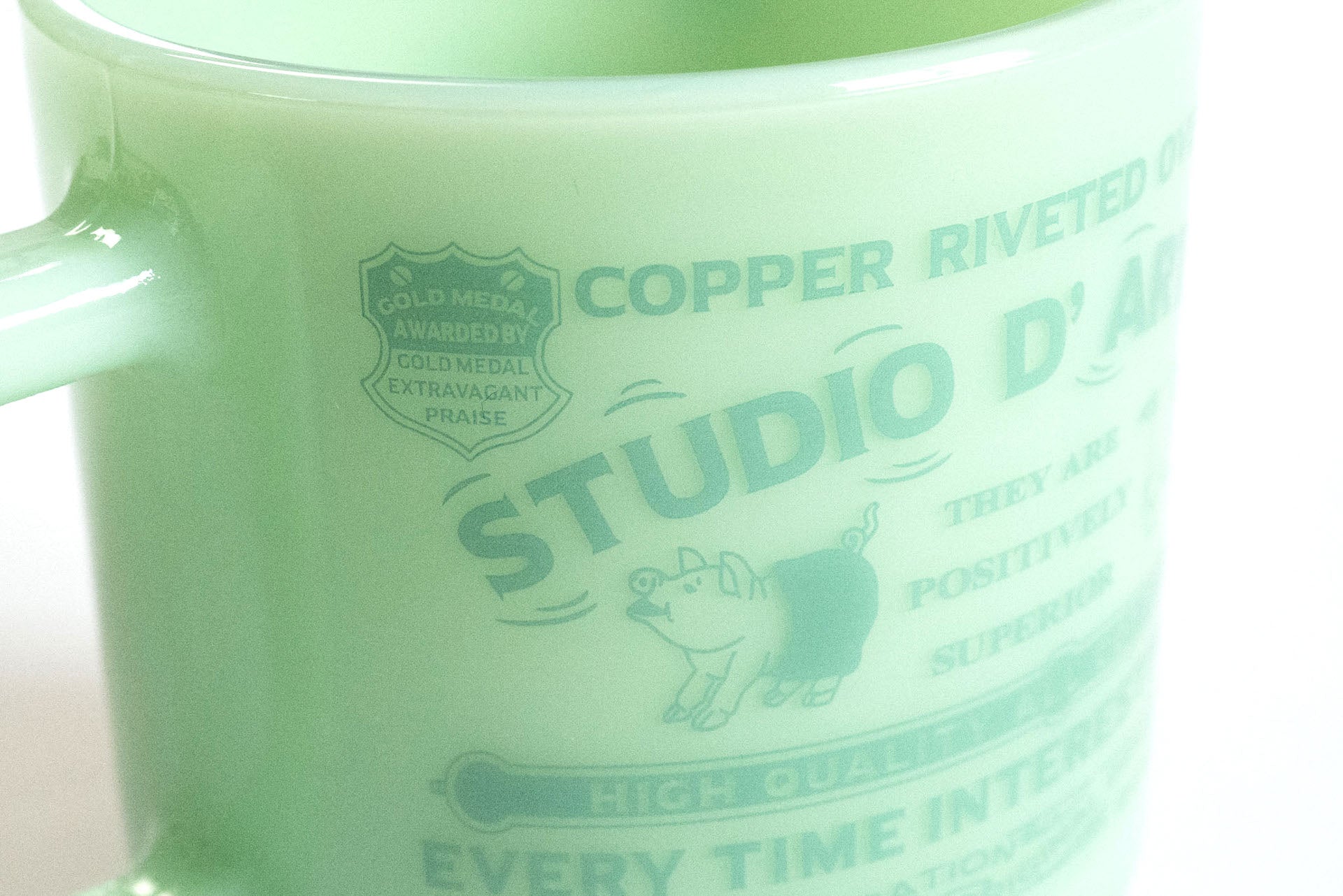 Studio D'Artisan Olde Milk Glass Mug (Jade-Ite)