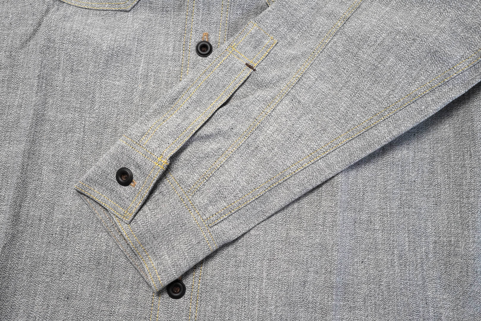 Freewheelers 8oz "Neal" Selvage Chambray Shirt ‘25 Version (White Pepper)