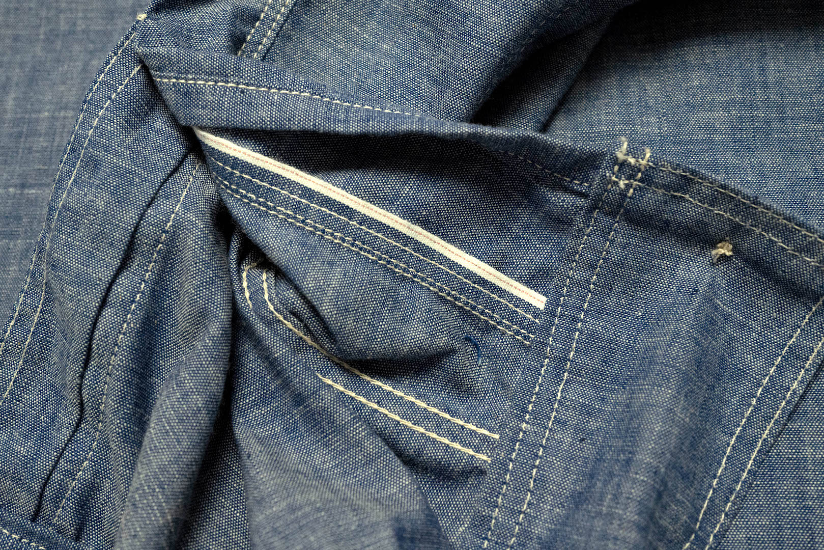 Freewheelers 8oz "Neal" Selvage Chambray Shirt ‘25 Version (Indigo)