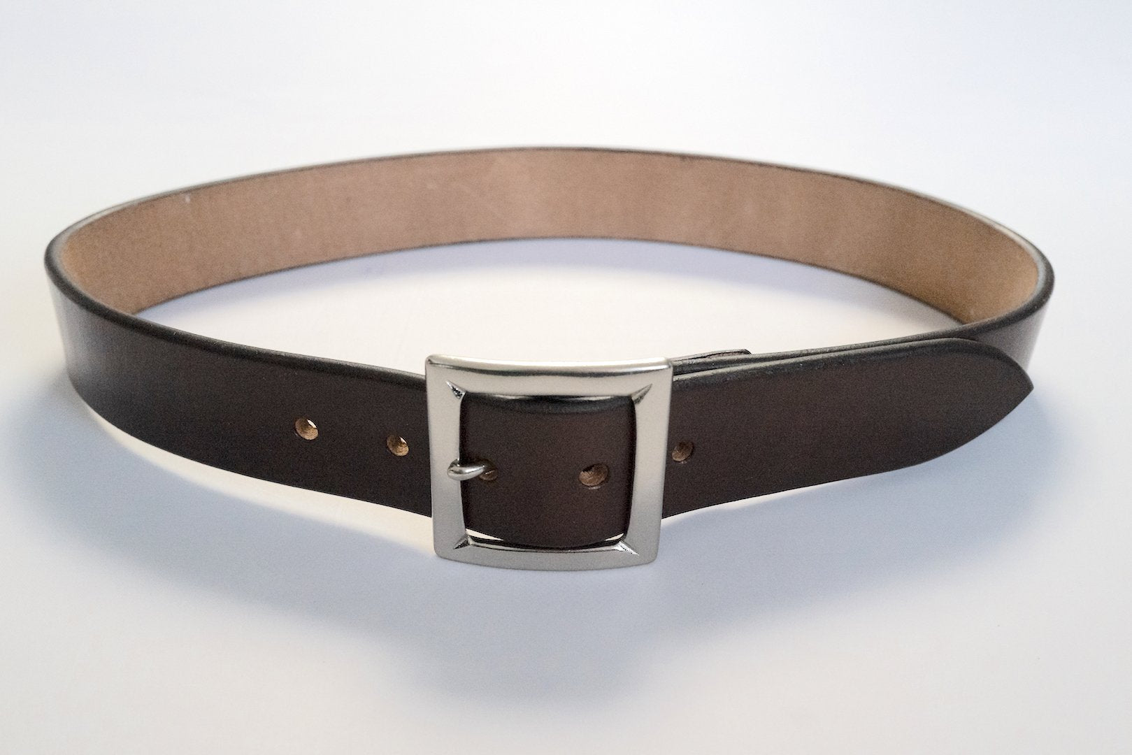 The Flat Head Saddle Cowhide 'Garrison' Belt (Brown Tea-Core)