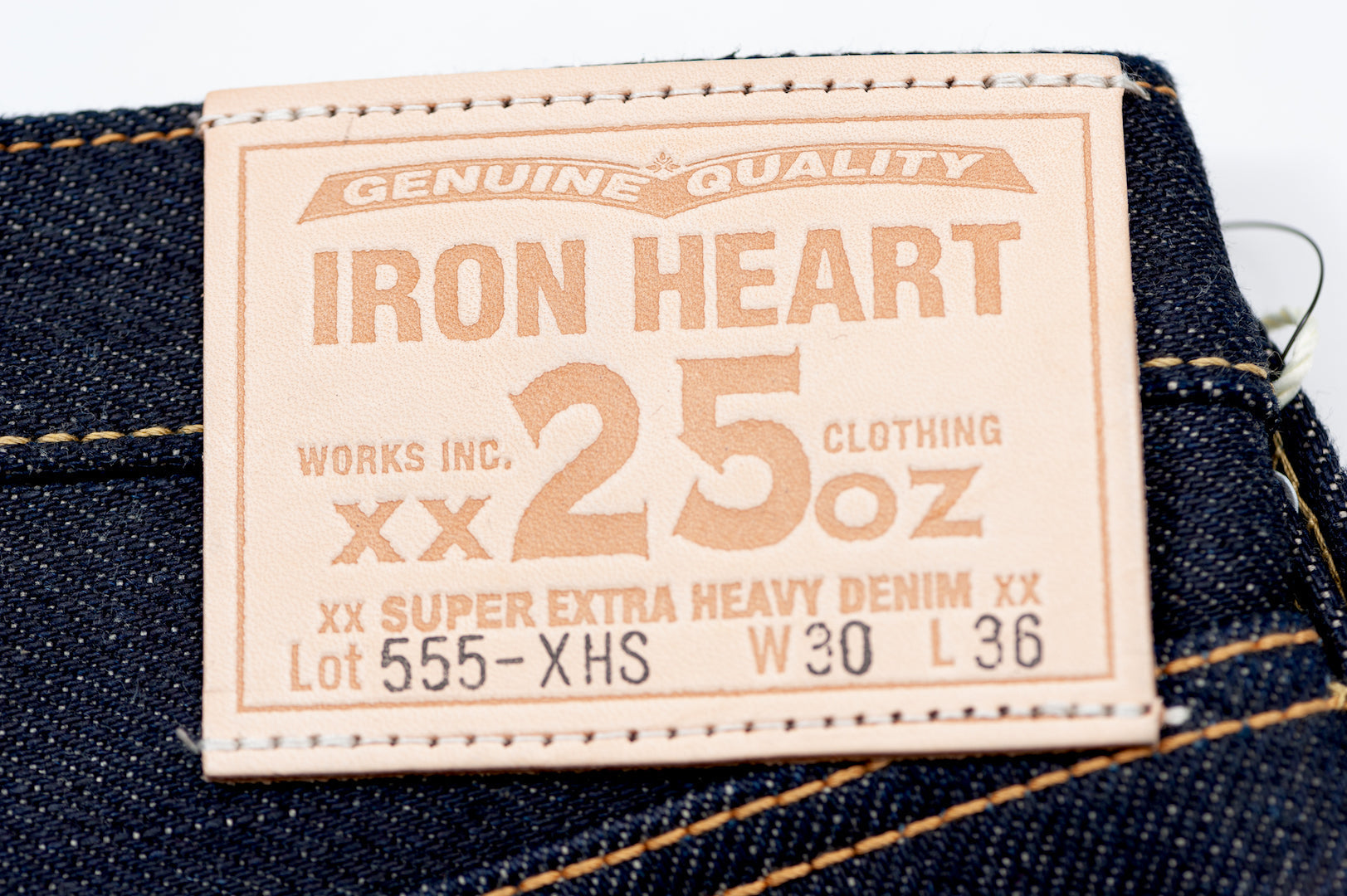 Iron Heart 555-XHS 25oz Denim (Slim Tapered Fit)