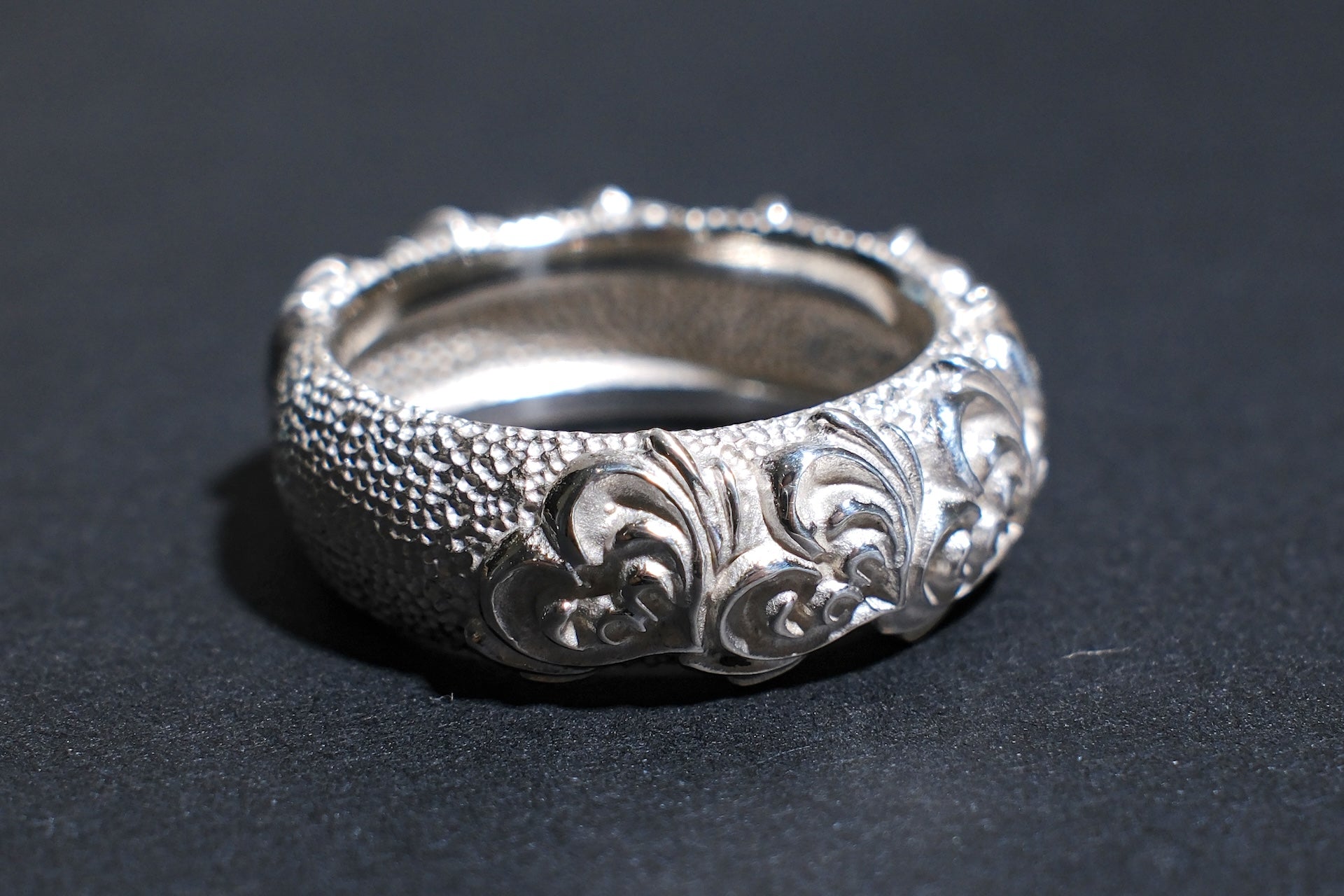 Legend "Heartfelt" Silver Ring (Large)