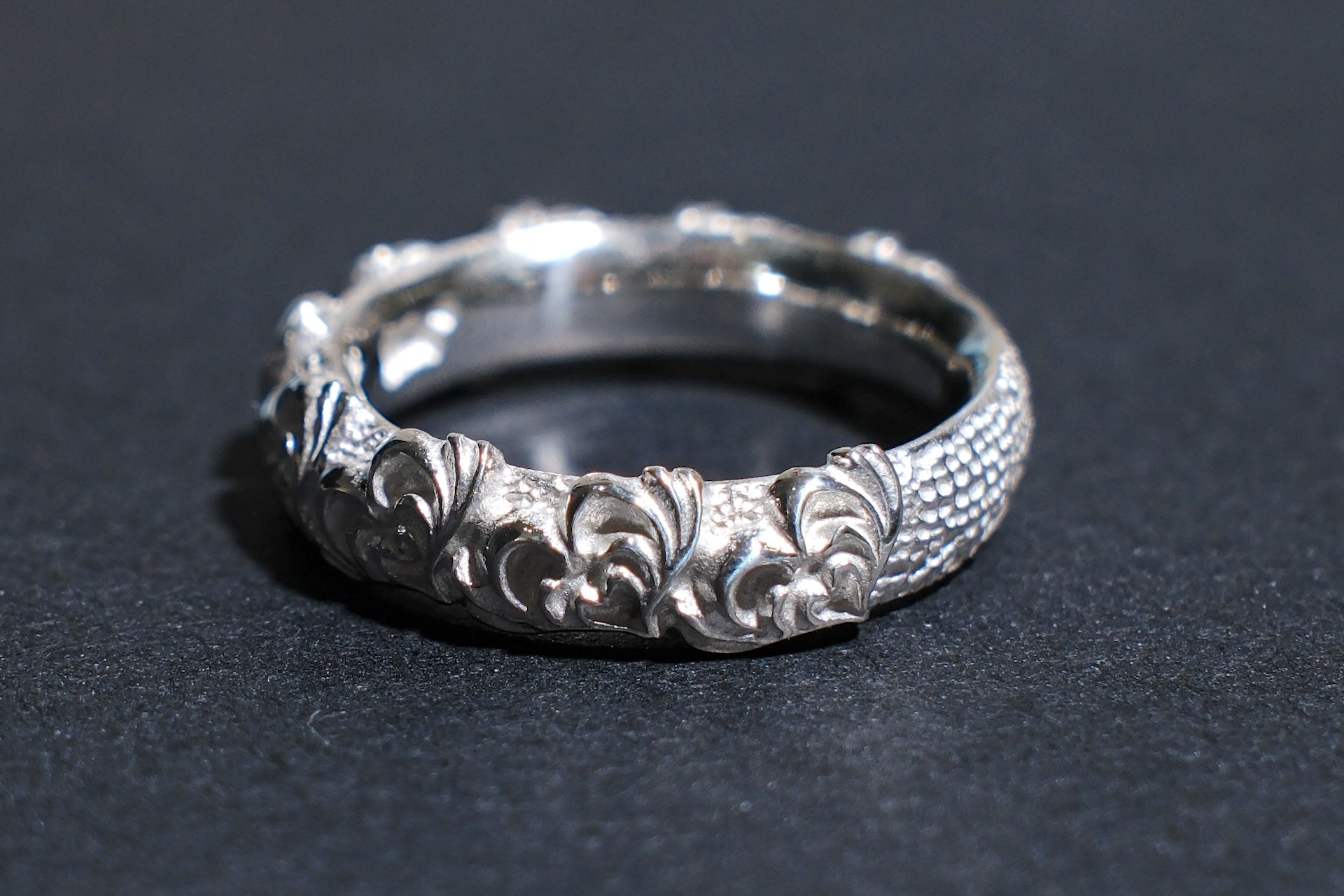 Legend "Heartfelt" Silver Ring (Small)