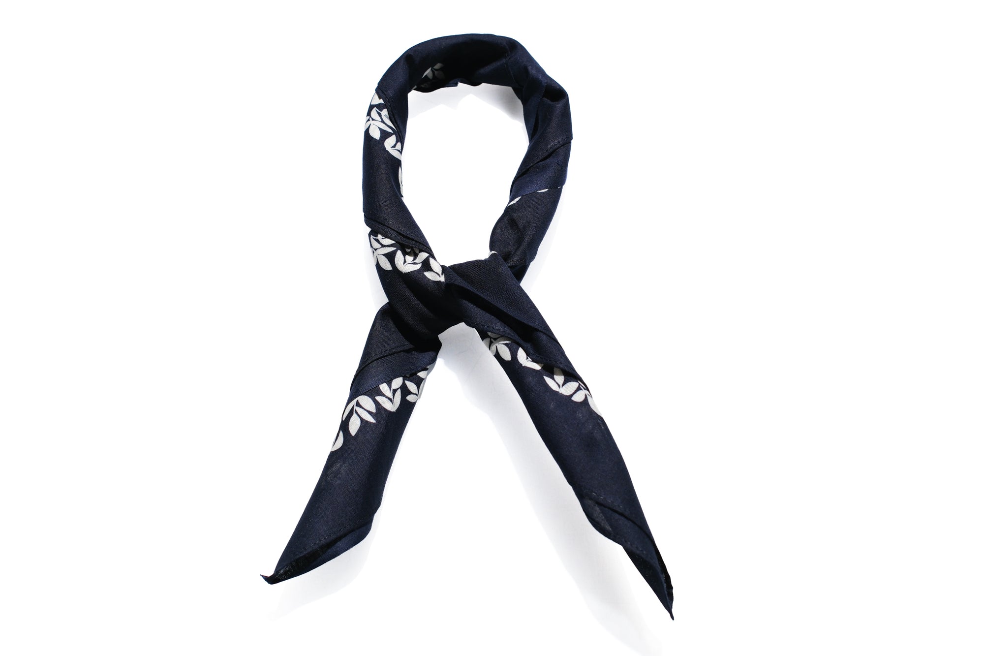 MOMOTARO JEANS "Peachy" Cotton Bandana (Navy)