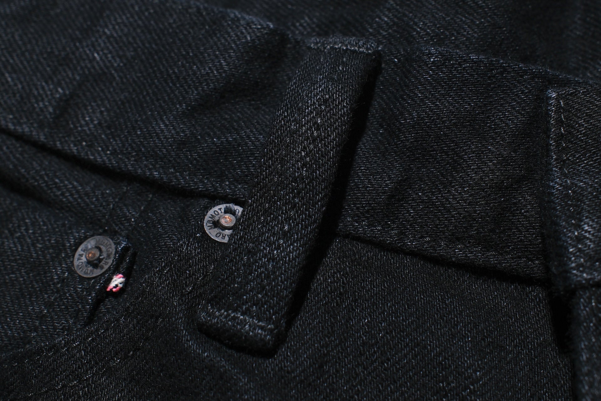 MOMOTARO JEANS 15.7oz "Black GTB" #Z101 Denim (Classic Straight fit)