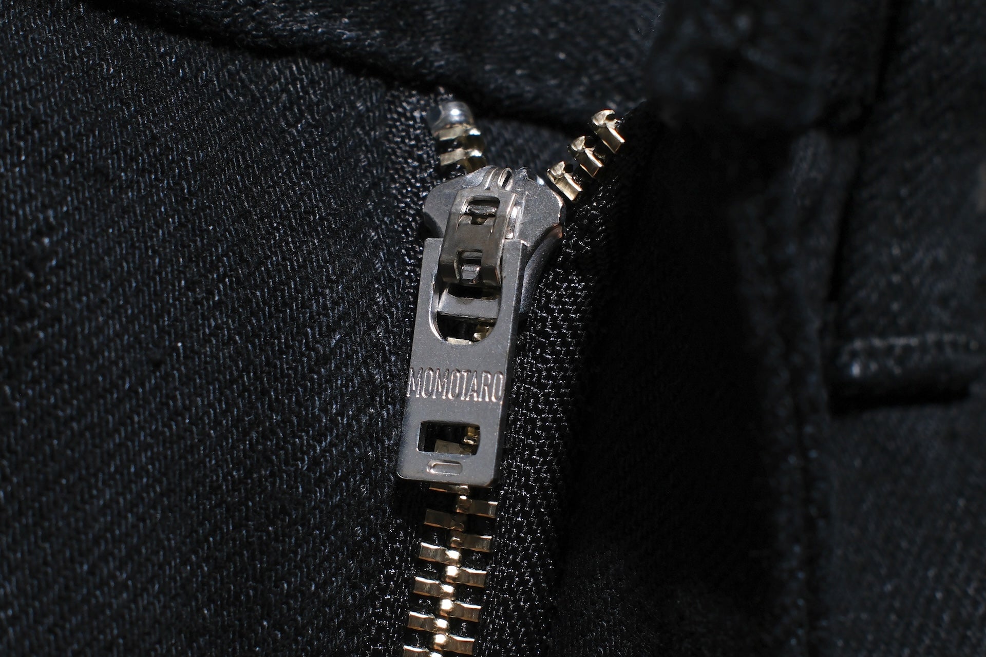 MOMOTARO JEANS 15.7oz "Black GTB" #Z101 Denim (Classic Straight fit)