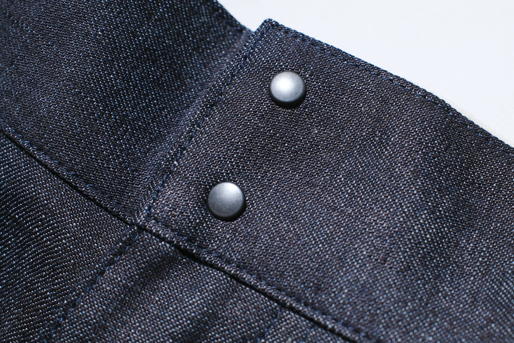 MOMOTARO JEANS 8oz “Tokuno Blue” Indigo Tailored Denim Shorts
