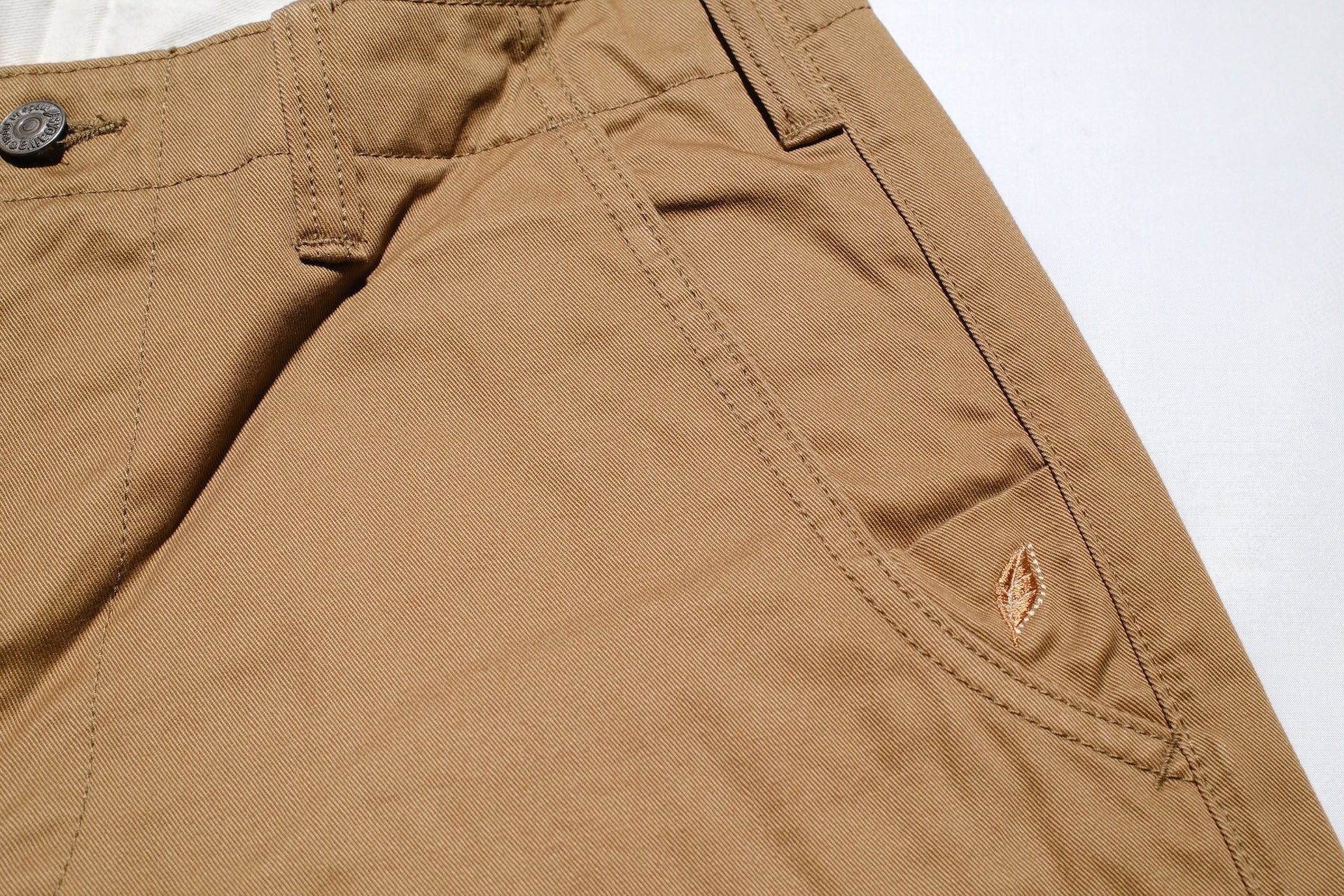 Pure Blue Japan 11oz “Dry-Touch” High-Density Chino Trousers (Dark Camel)