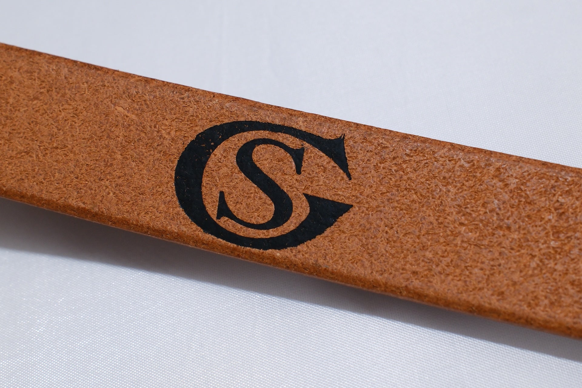 Sugar & Co. “Ivy Senior” Narrow Cowhide Belt (Camel Tan)