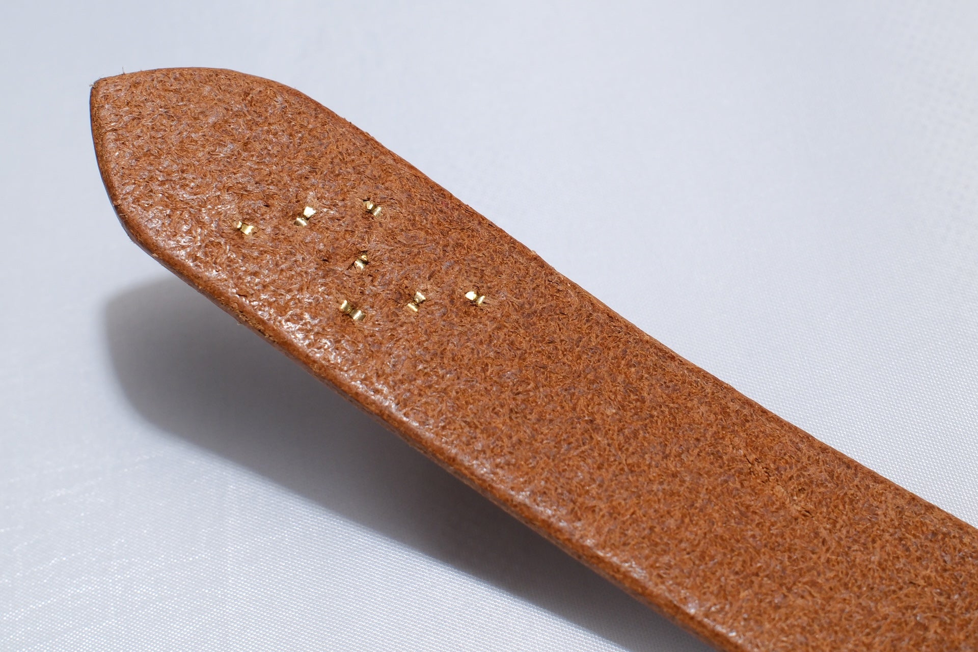 Sugar & Co. “Ivy Senior” Narrow Cowhide Belt (Camel Tan)