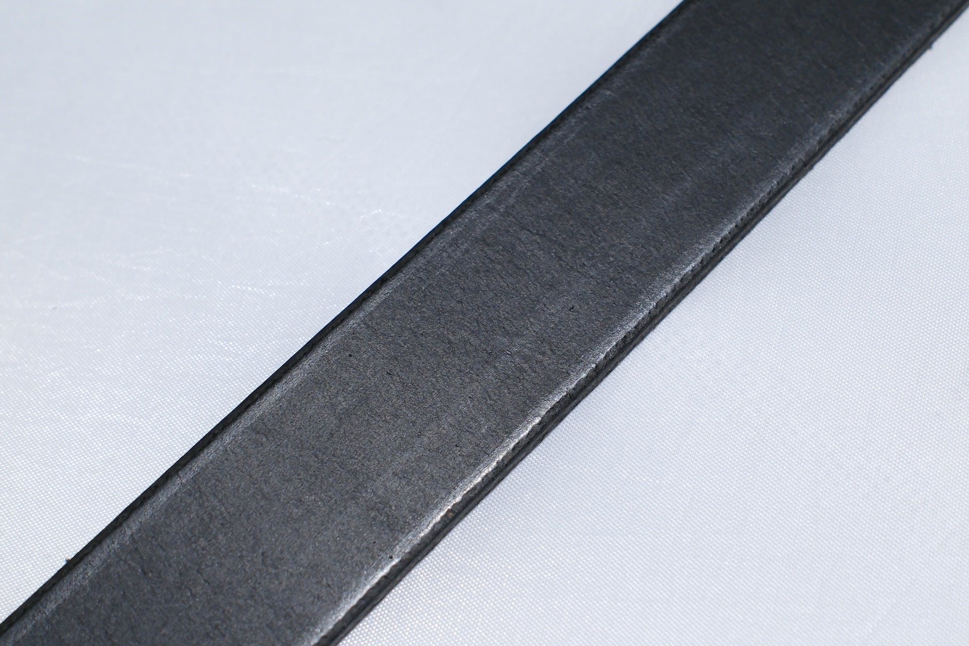 Sugar & Co. “Ivy Senior” Narrow Cowhide Belt  (Jet Black)