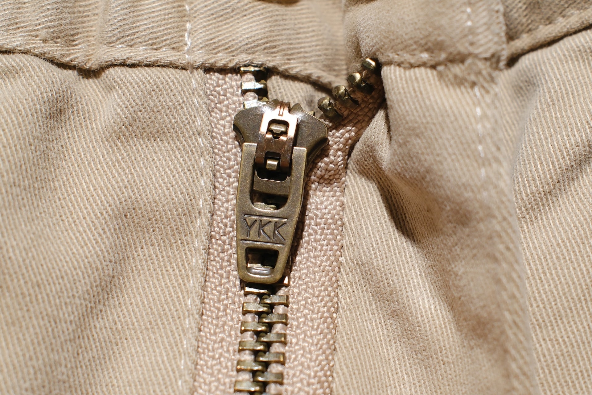 Sugar & Co. “Ivy Senior” Moleskin Loose-Straight Chino Trousers (Beige)