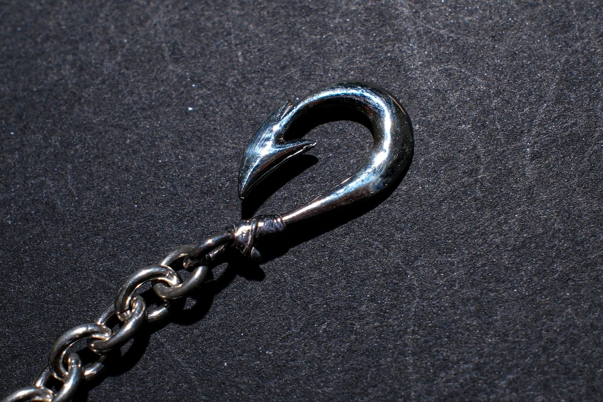 The One OCEAN "Round Azuki" Silver Chain with “Ocean Life” Pendant Hook (Large)