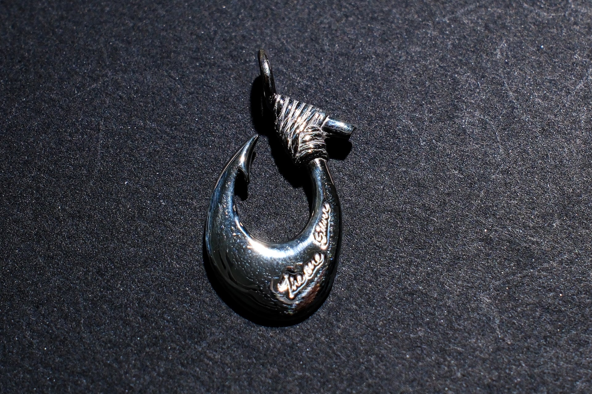 The One OCEAN “Ancient Makau Ace Type” Silver Pendant (Small)