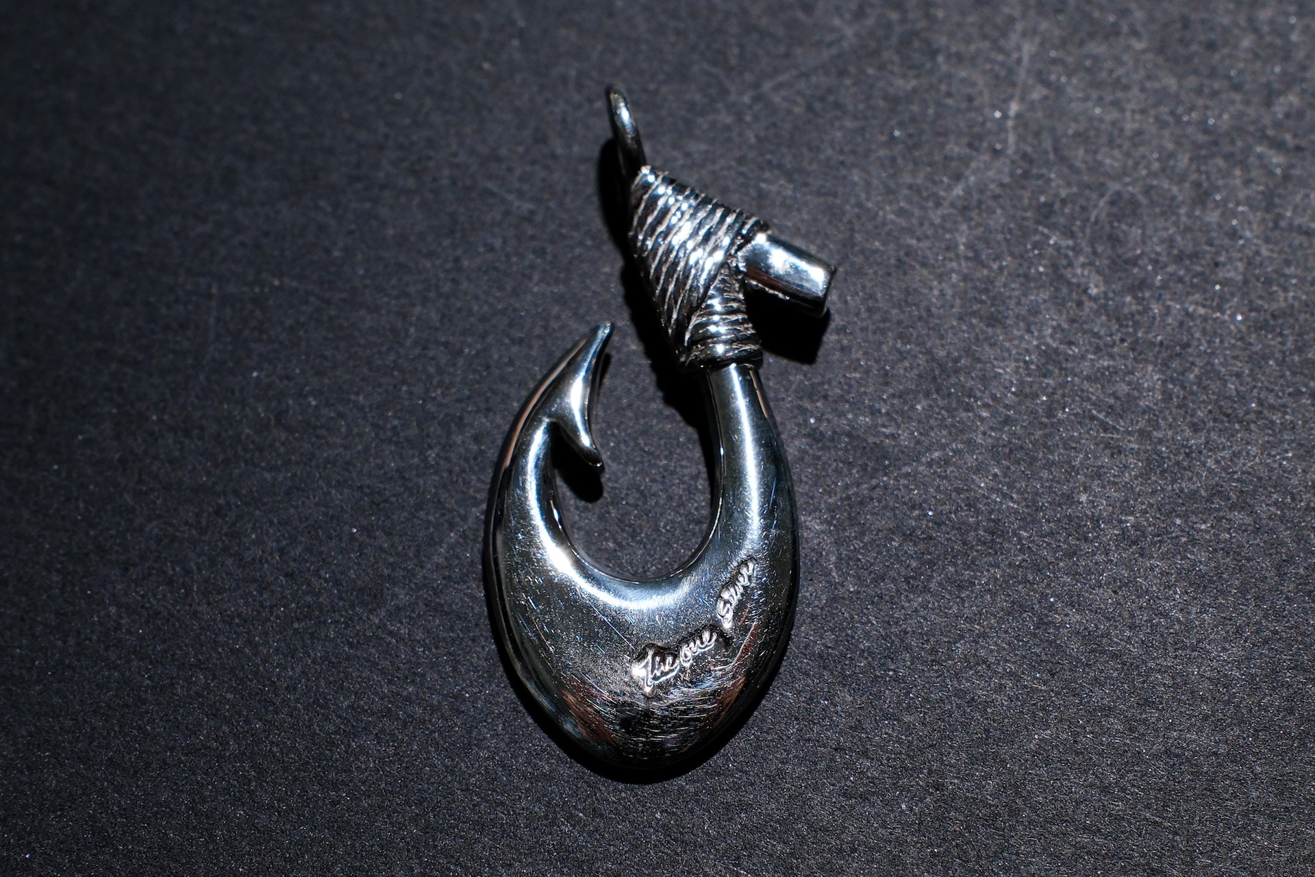 The One OCEAN “Ancient Makau Ace Type” Silver Pendant (Medium)