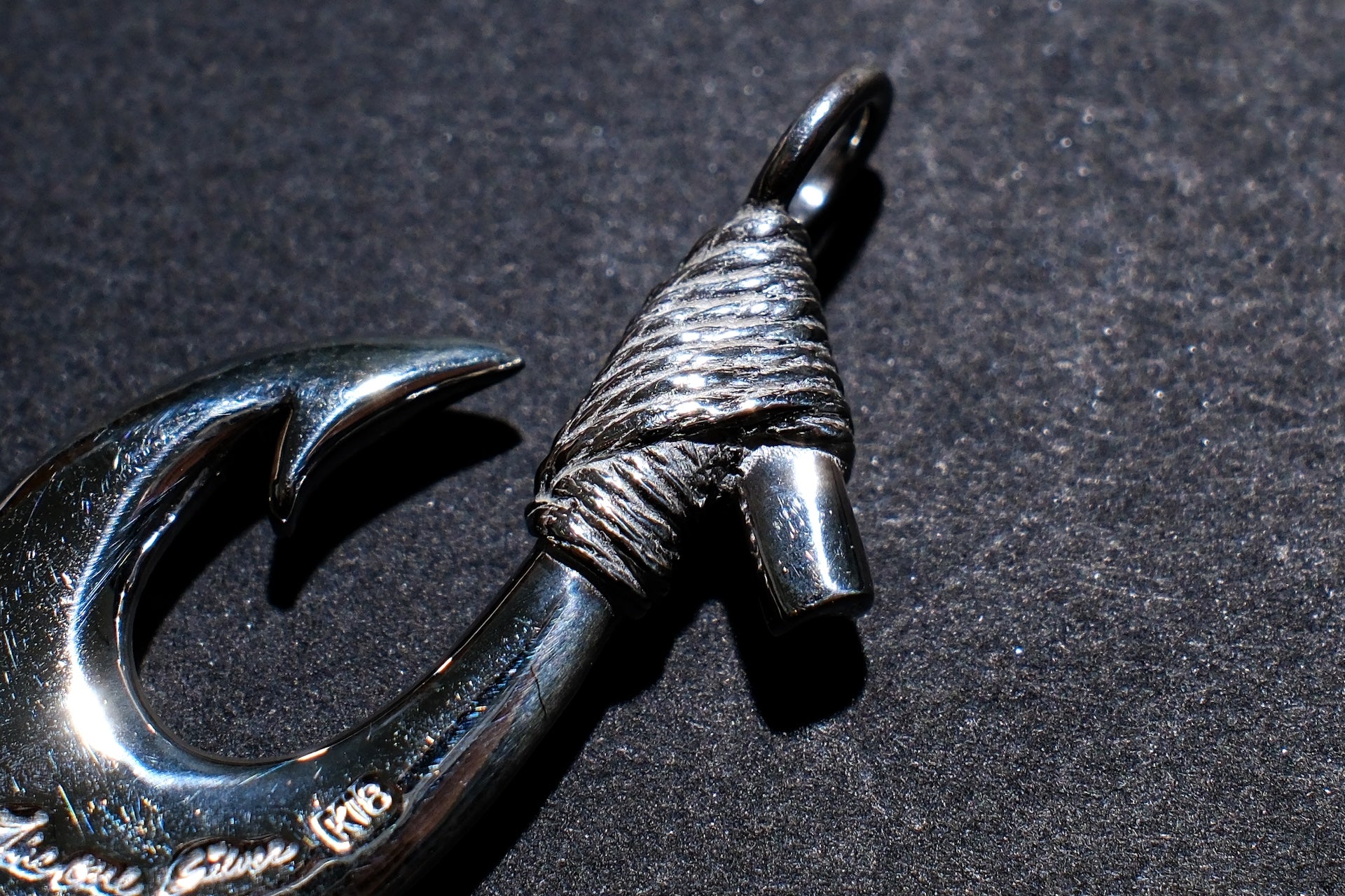 The One OCEAN “Ancient Makau Ace Type” Silver Pendant with 18K Gold "KaiLa" Motif (Medium)