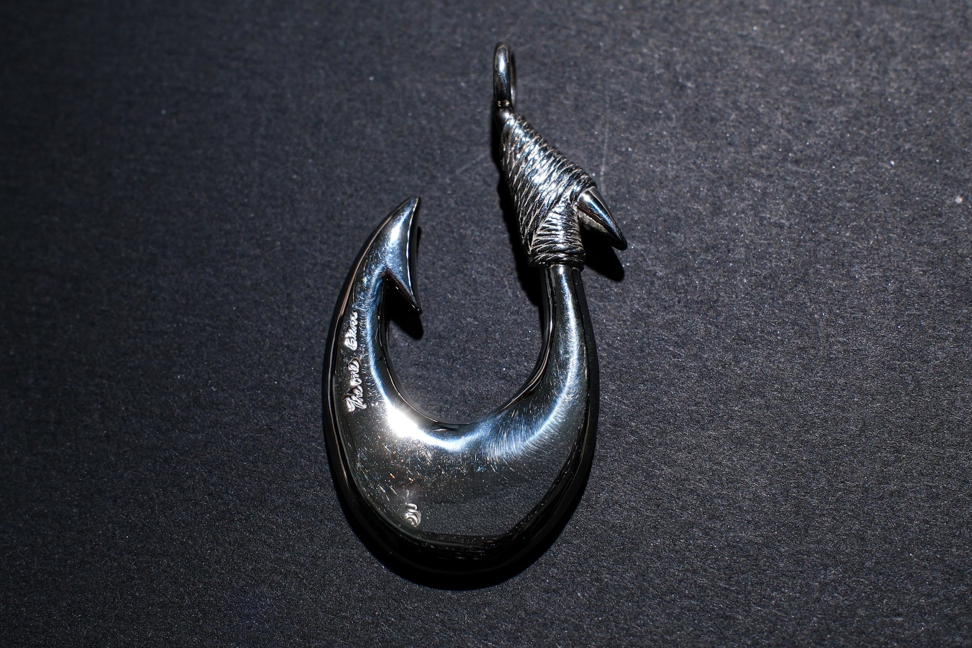 The One OCEAN “Ancient Makau Ace Type” Silver Pendant (Large)