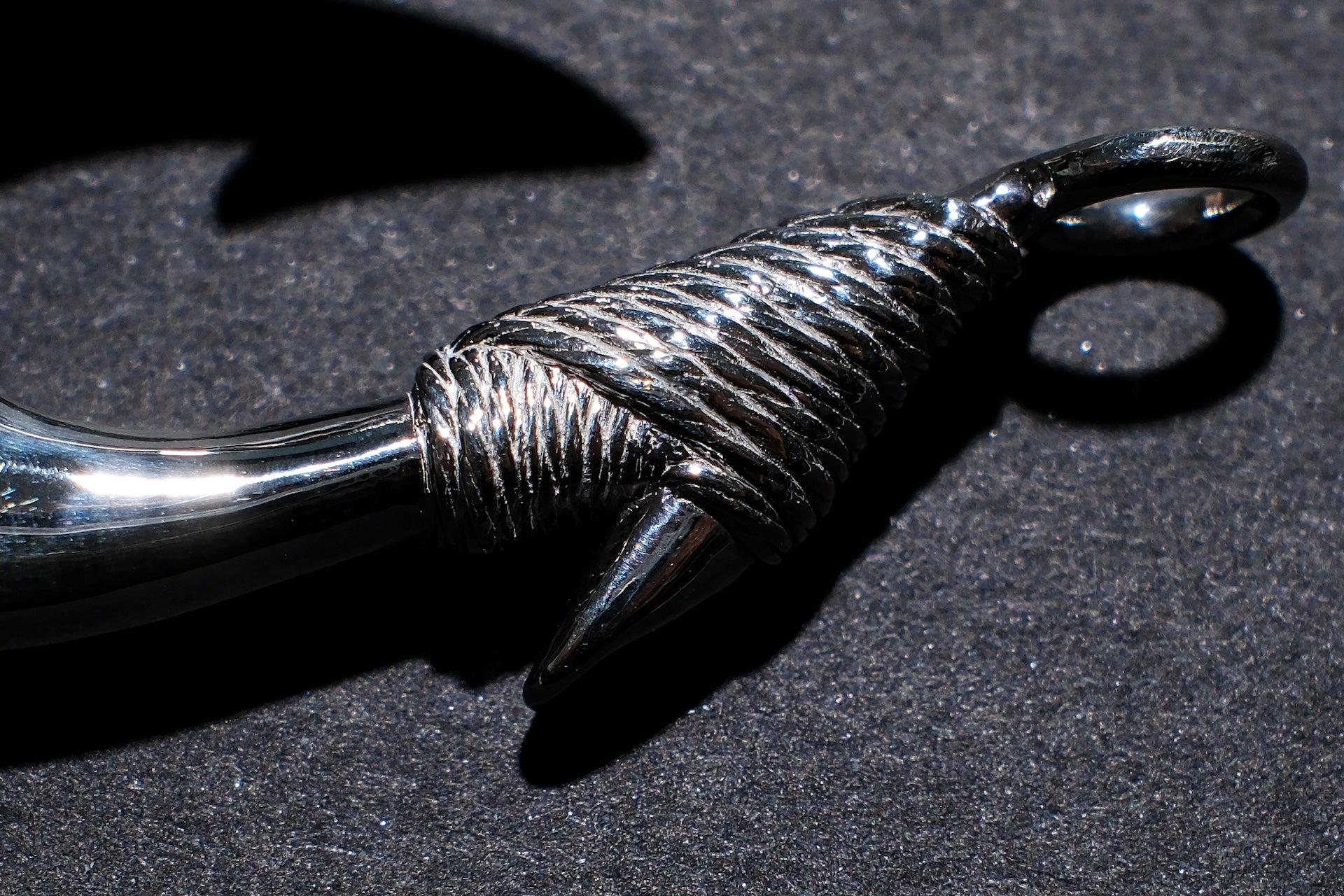 The One OCEAN “Ancient Makau Ace Type” Silver Pendant with Larmiar & 18K Gold Bezel (Large)