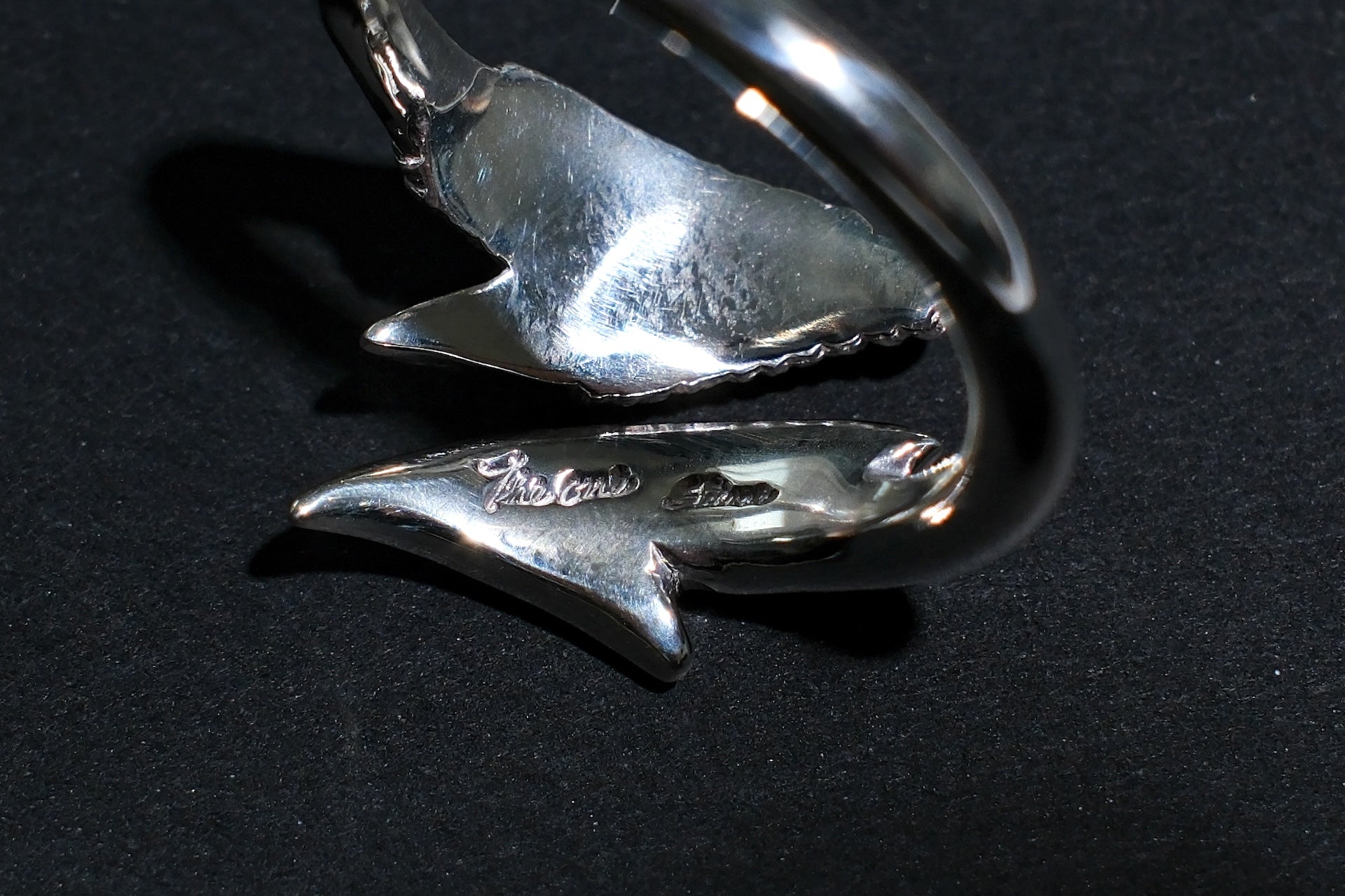 The One OCEAN “Ancient Makau” Silver Dual Ring