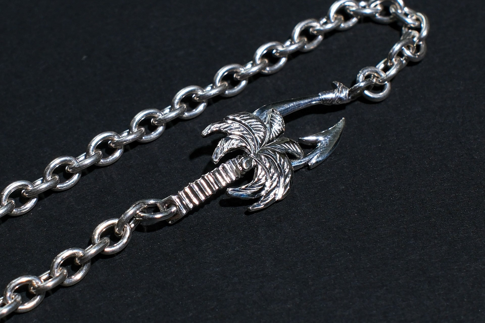 The One OCEAN "Palm Tree" Silver Chain Bracelet (Size Large)