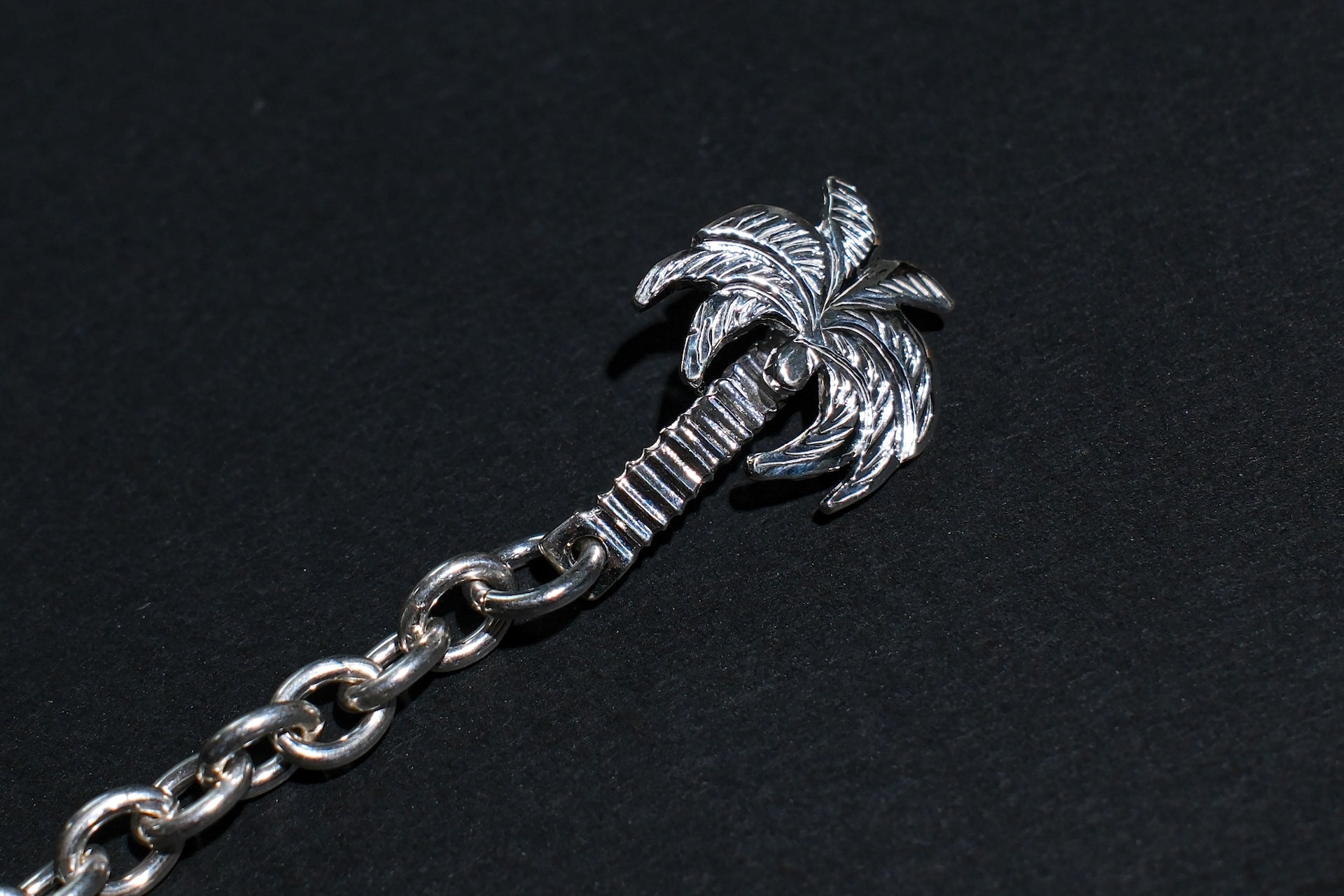 The One OCEAN "Palm Tree" Silver Chain Bracelet (Size Large)
