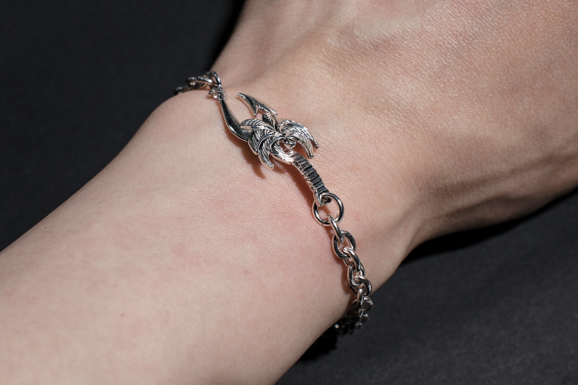 The One OCEAN "Palm Tree" Silver Chain Bracelet (Size Large)