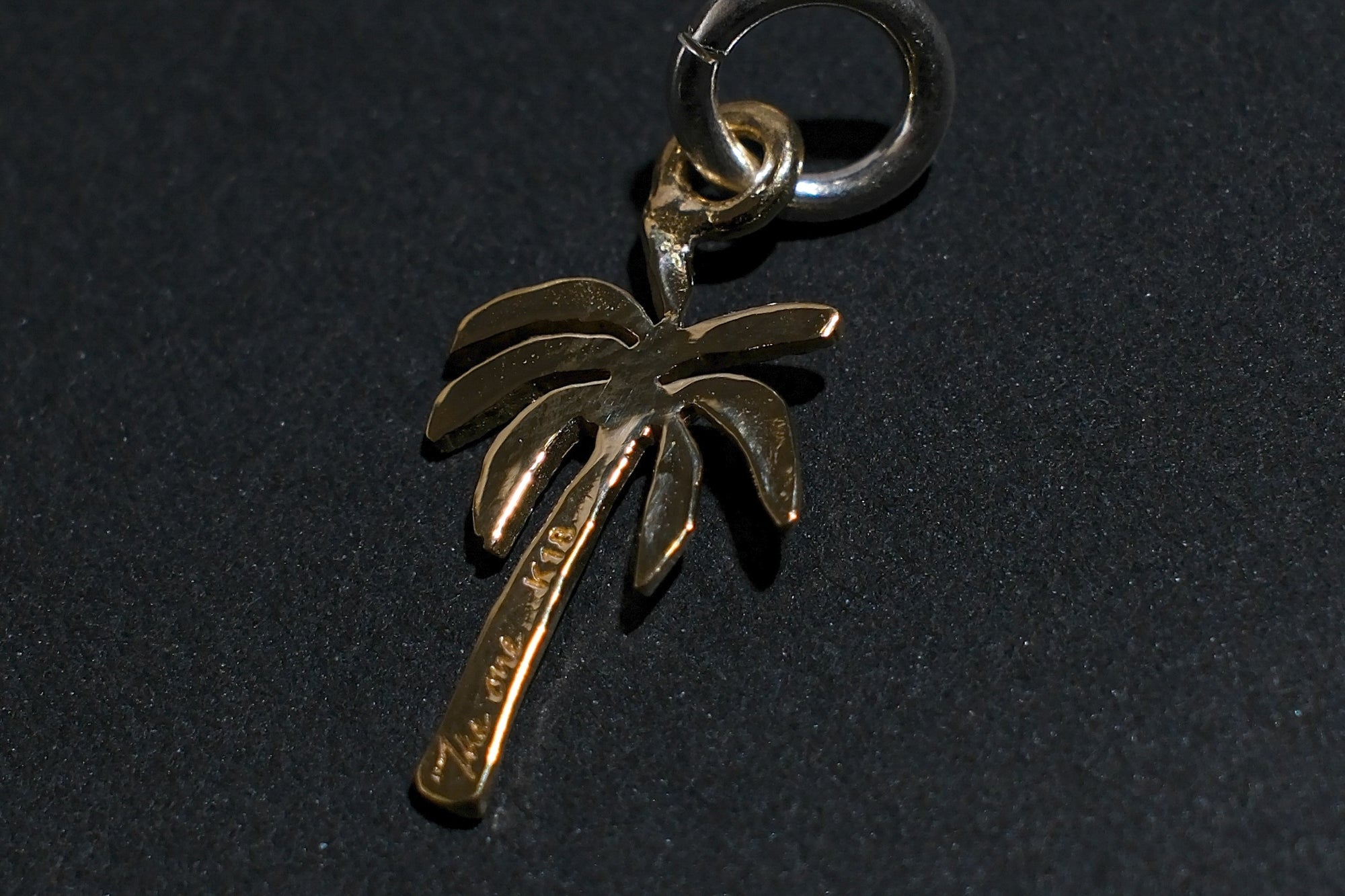 The One OCEAN 18K Gold "Palm Tree" Island Charm