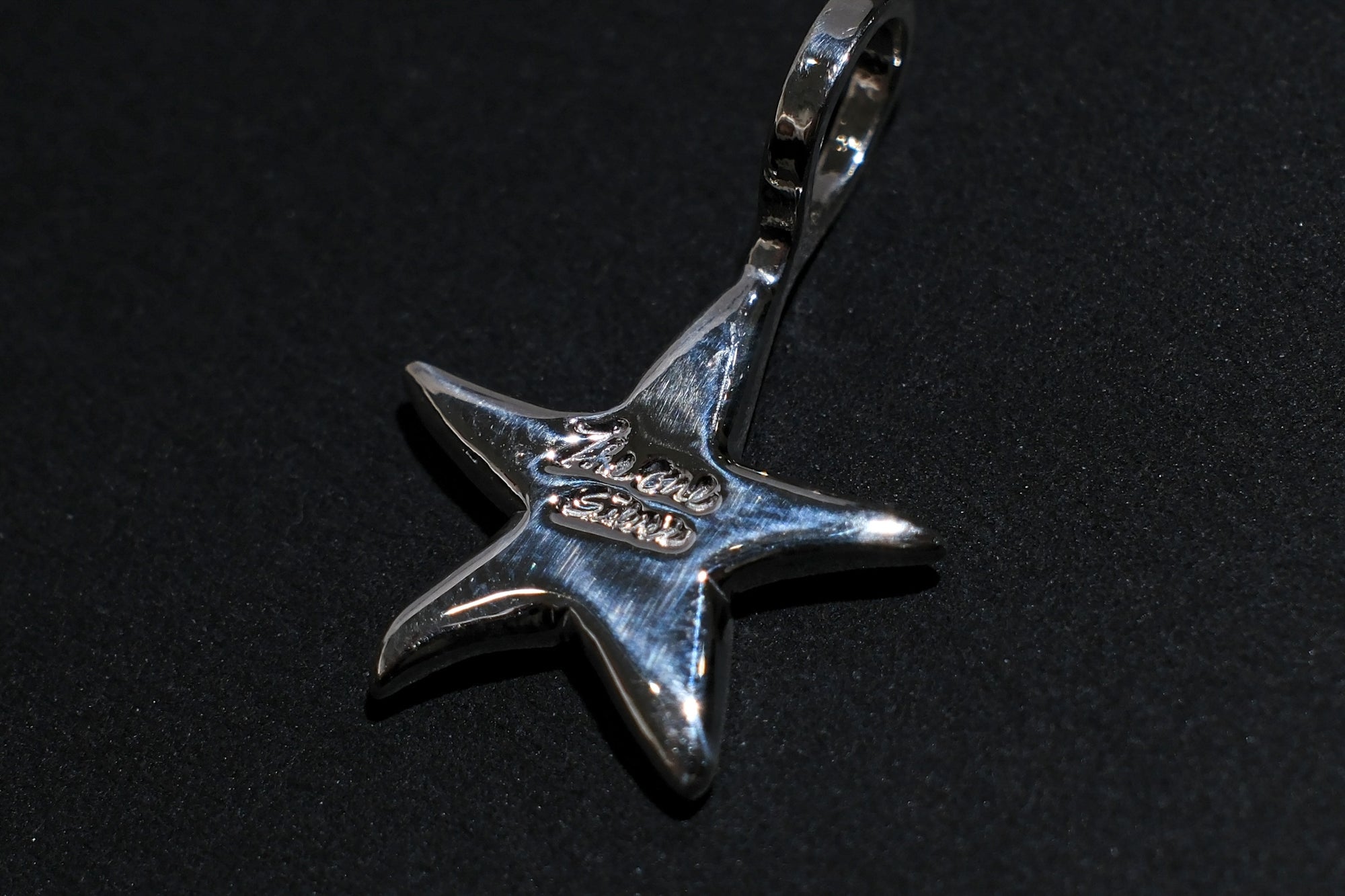 The One OCEAN "Starfish" Island Charm