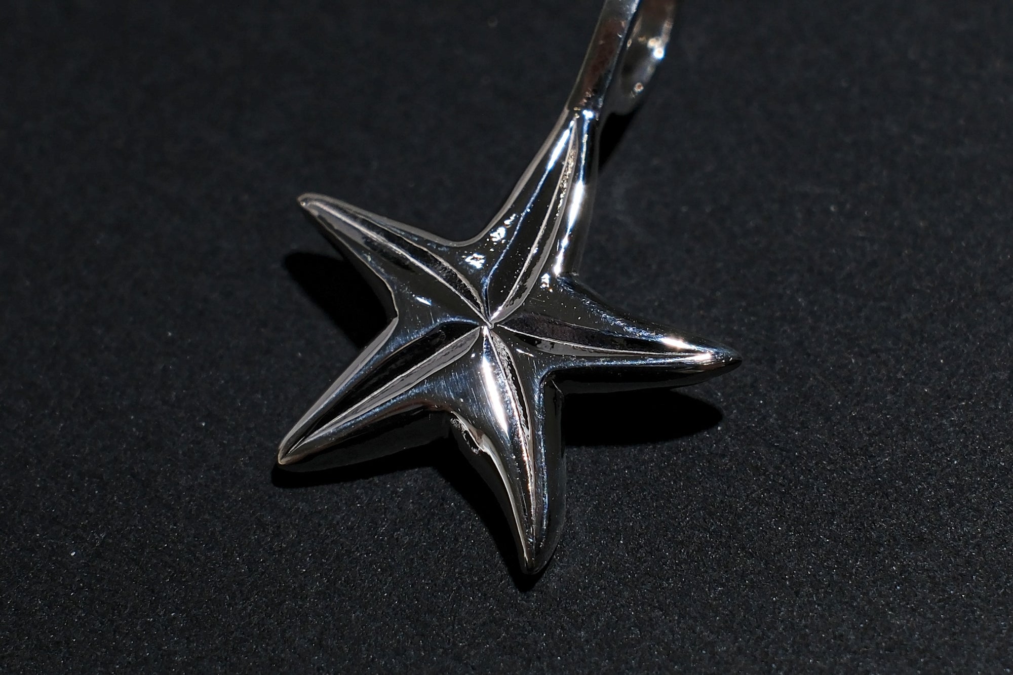 The One OCEAN "Starfish" Island Charm