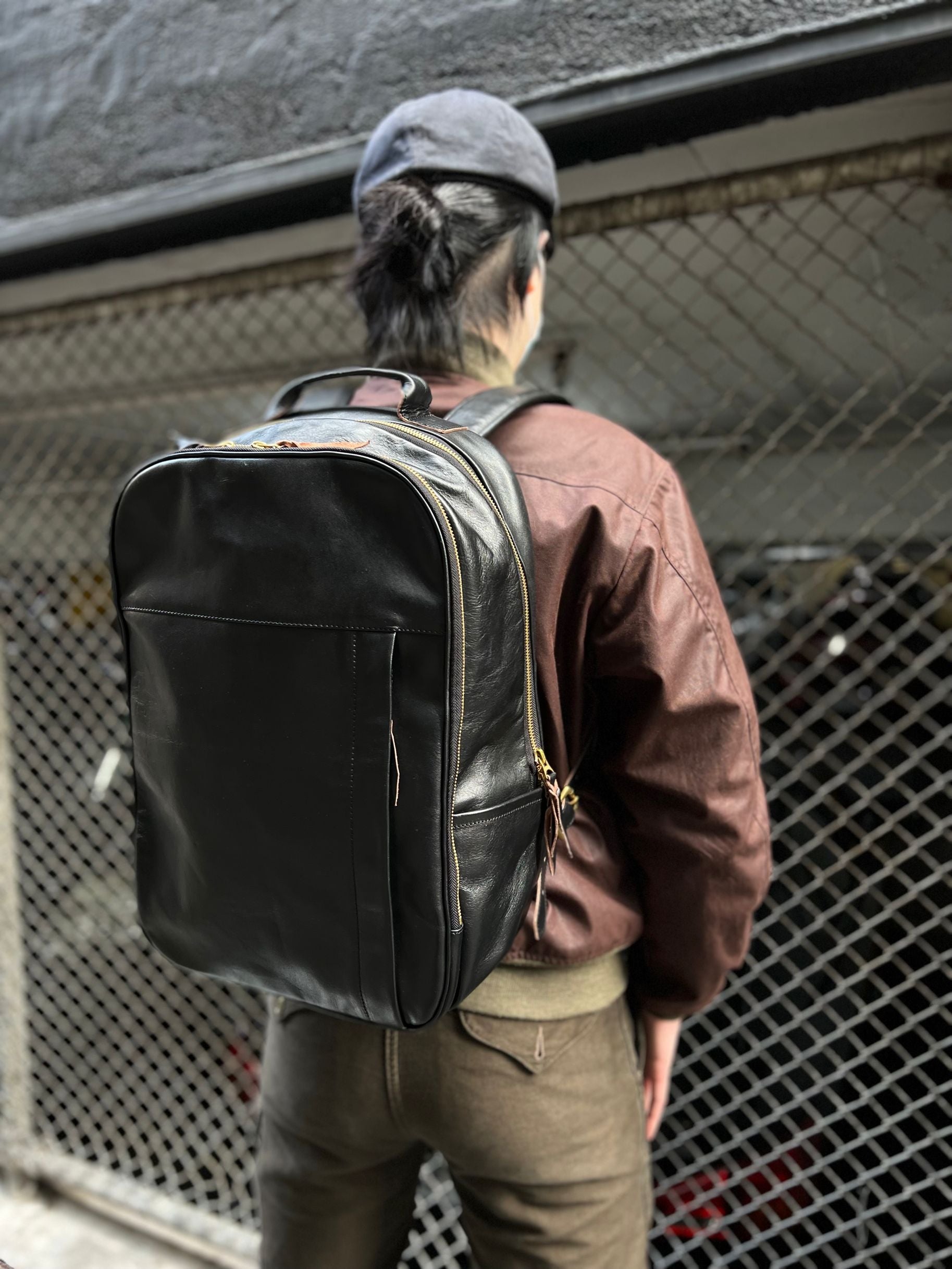 Inception by Accel Company Horsehide Backpack (Black Tea-cored)