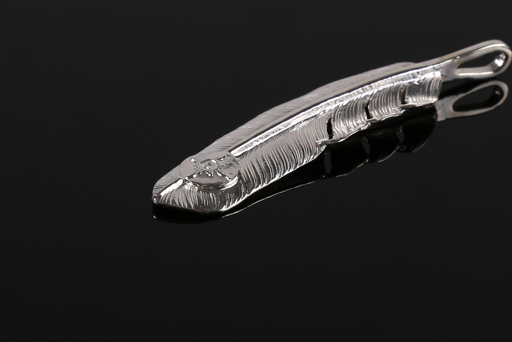 First Arrow's "Pure Honour" silver Feather (Large)