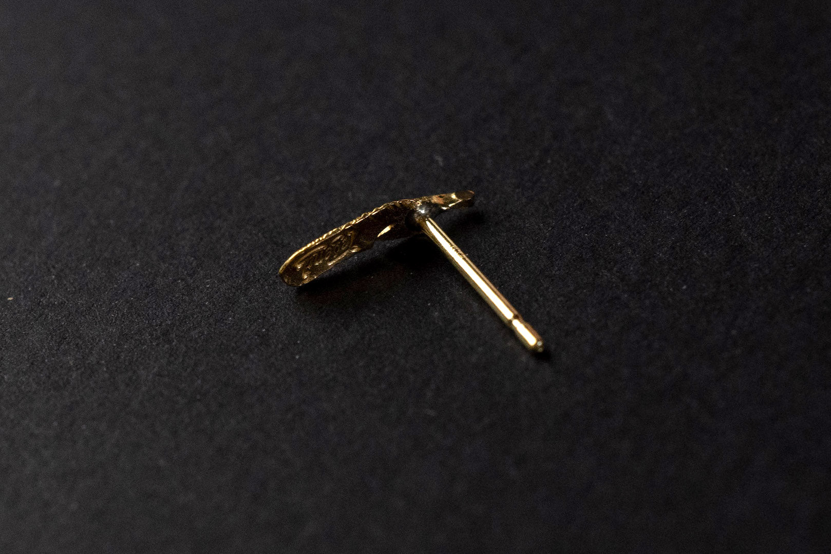 Legend "Mini Feather" 22K Gold Earrings