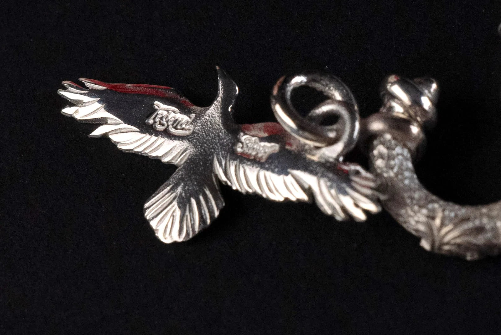 Legend "Flying Eagle Pendant" Earring