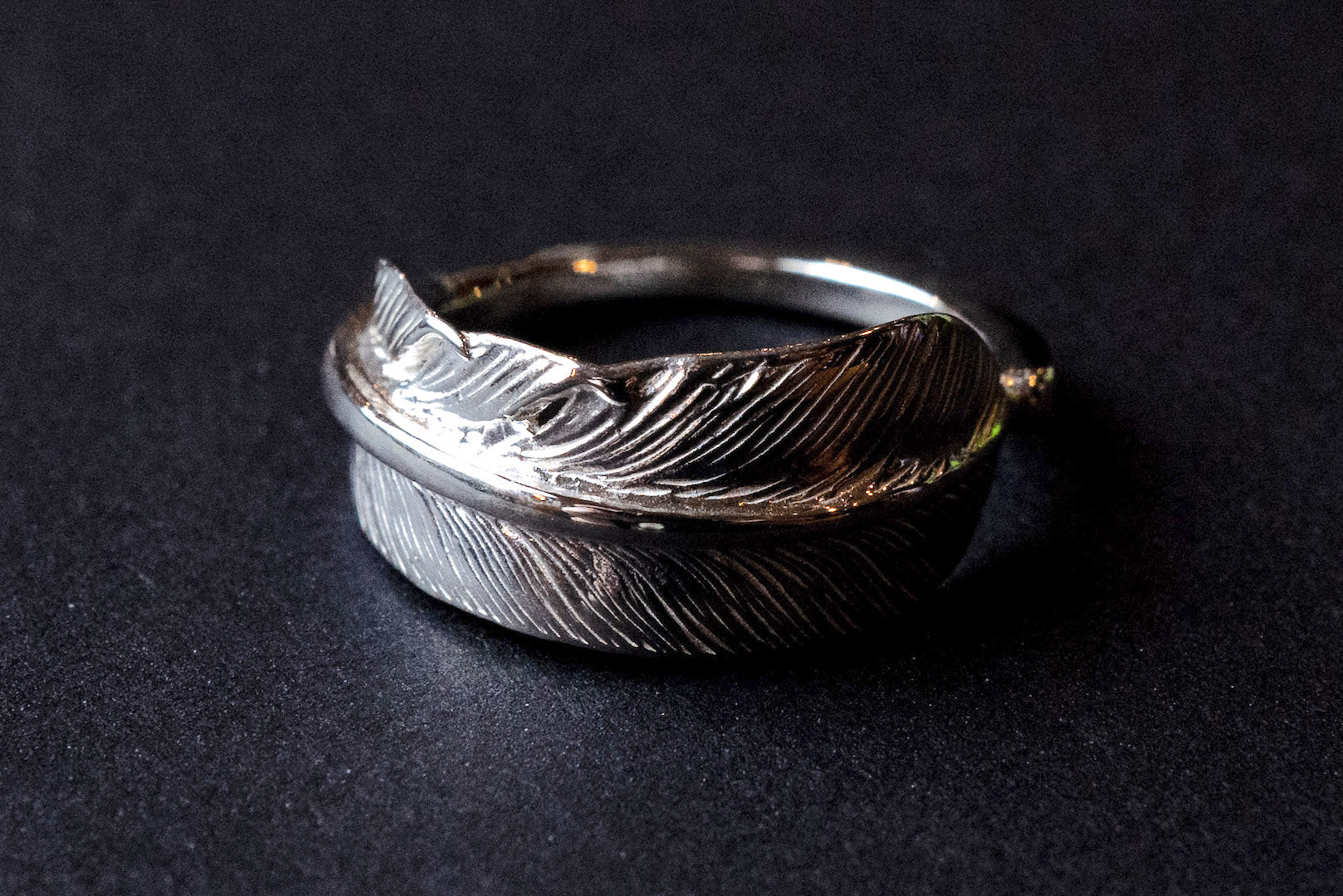 First Arrow's Small Feather Ring (R-092)
