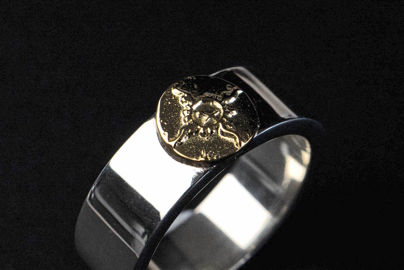 First Arrow's 8mm 'Bangled' Ring With 18K Gold Emblem (R-001)