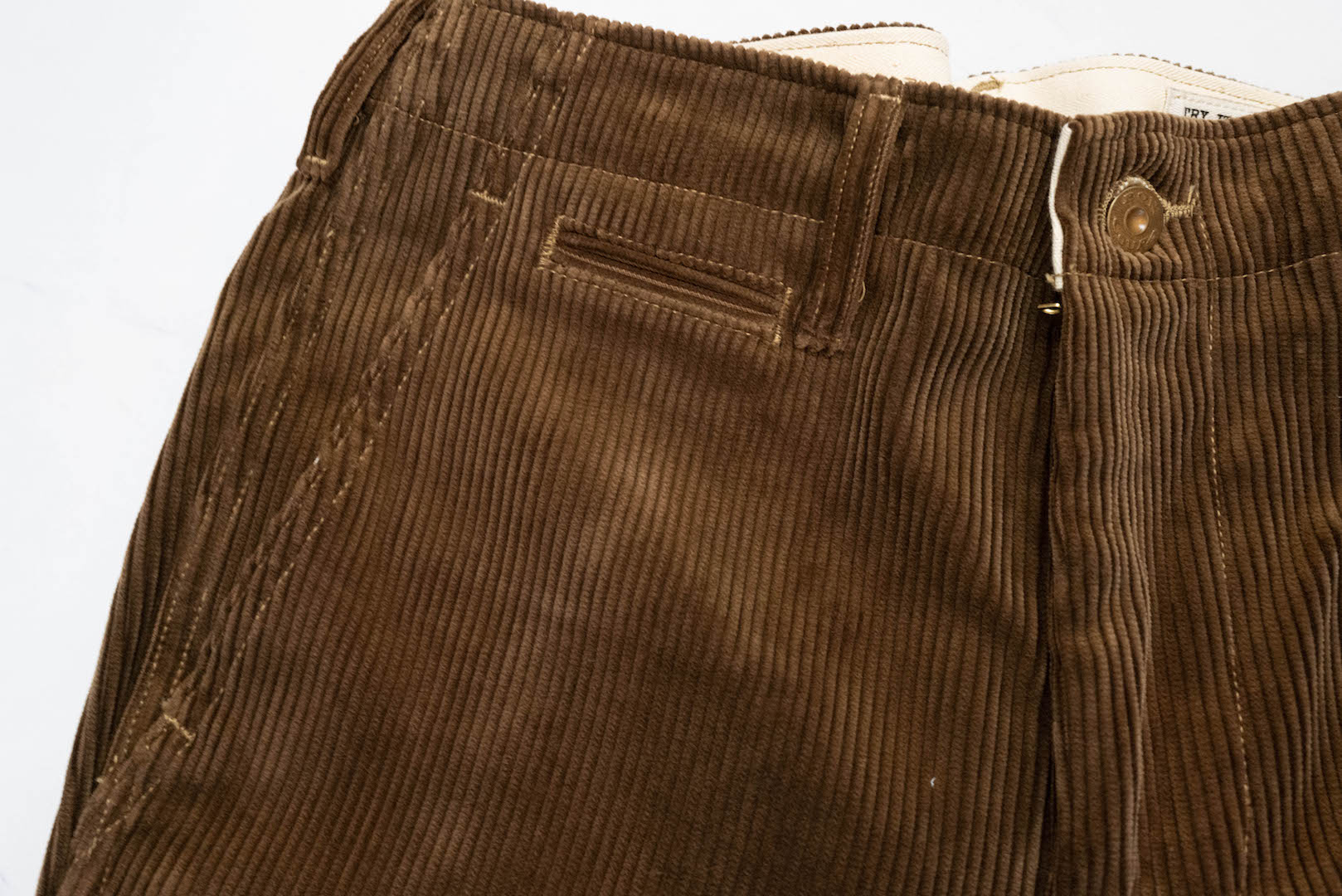 Boncoura '41 Brown Heavy Corduroy Chinos (Relaxed Tapered Fit)