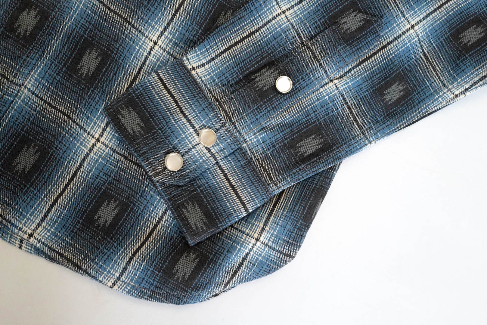 The Flat Head 9oz Native Ombre Check Western Shirt (Blue)