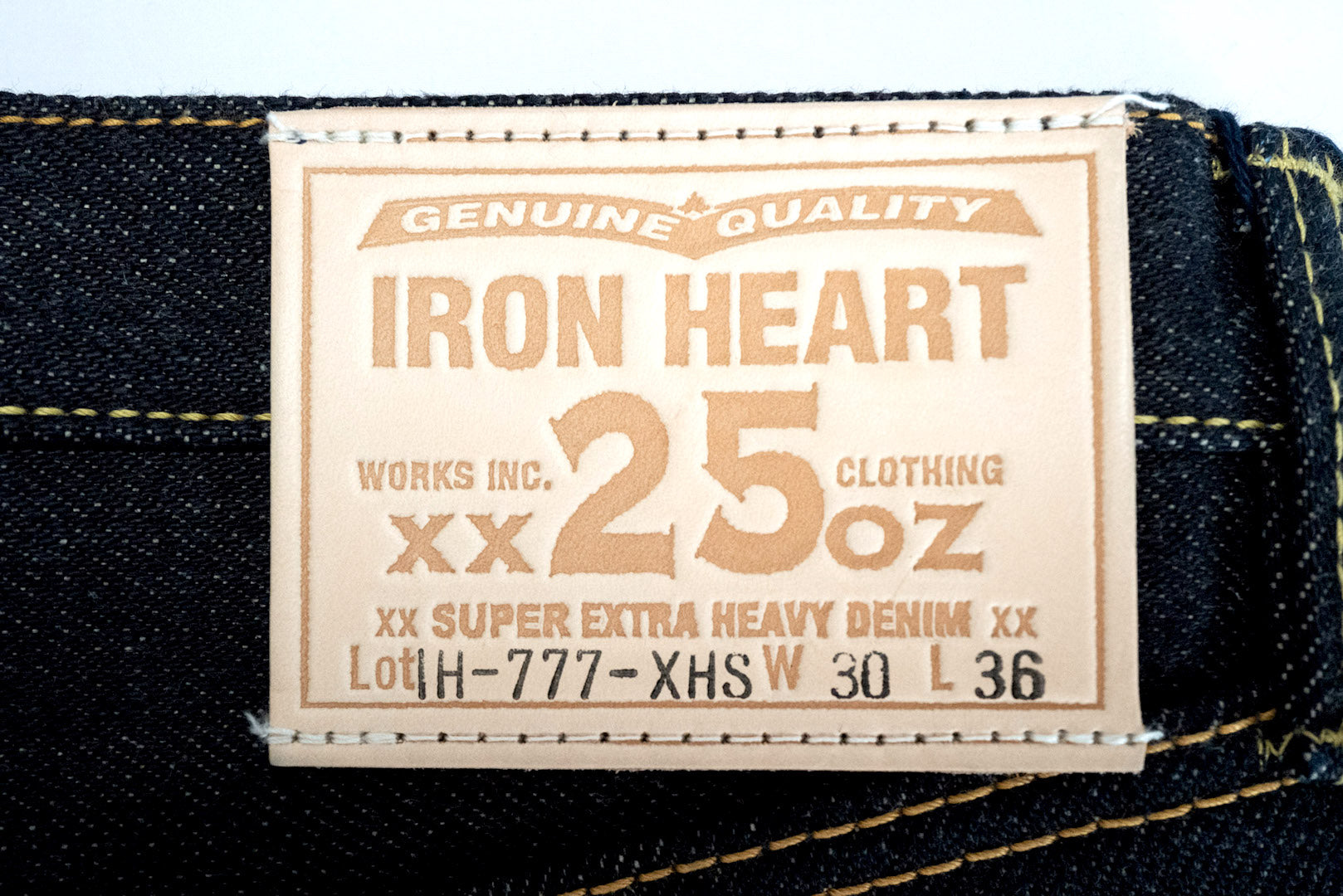 Iron Heart 777-XHS 25oz Denim (Super Slim Tapered Fit)