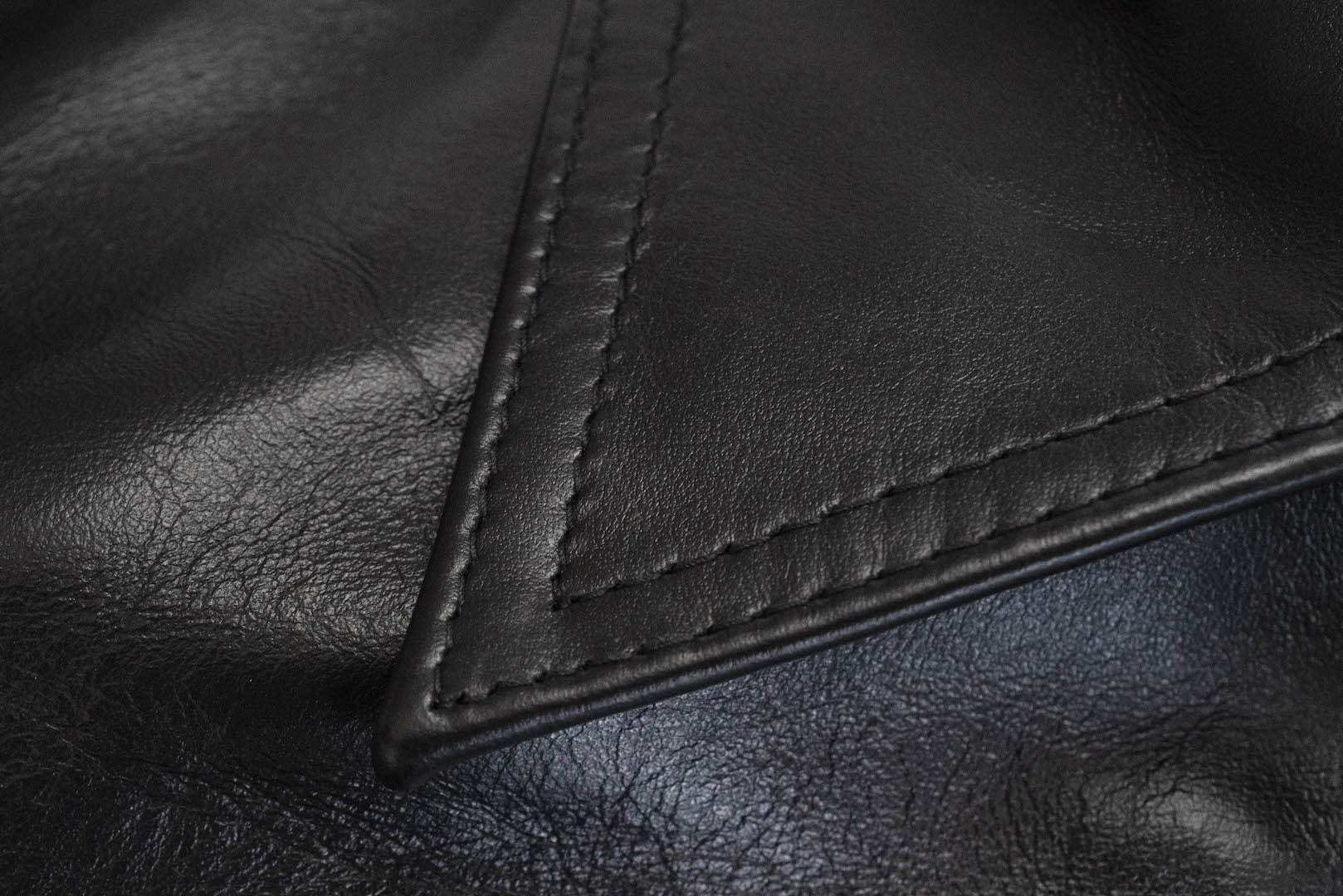 Lewis Leathers Black Horsehide Corsair 60T (Tight fit)