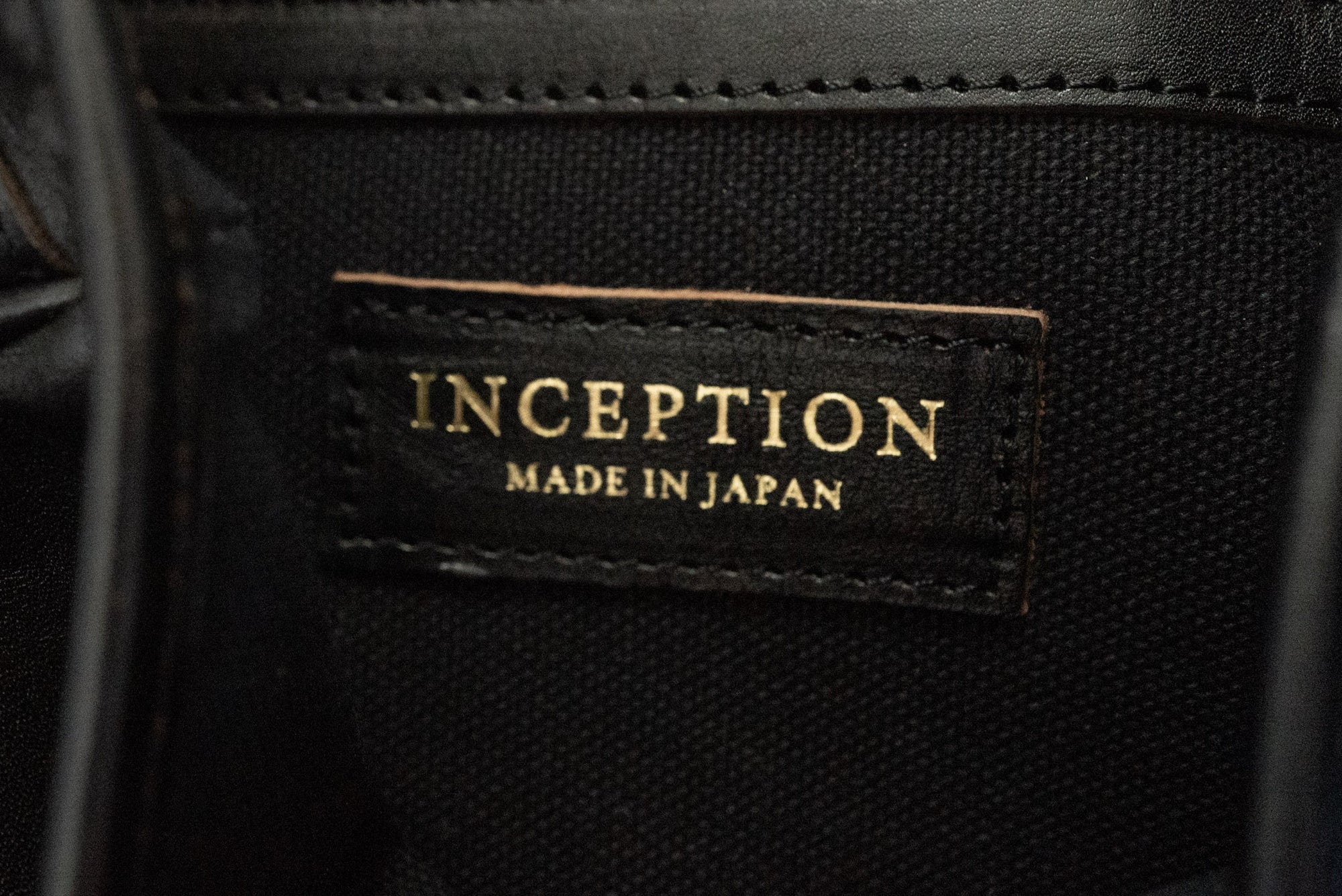 Inception by Accel Company "Size Small" Horsehide Mail Bag (Black Tea-cored)