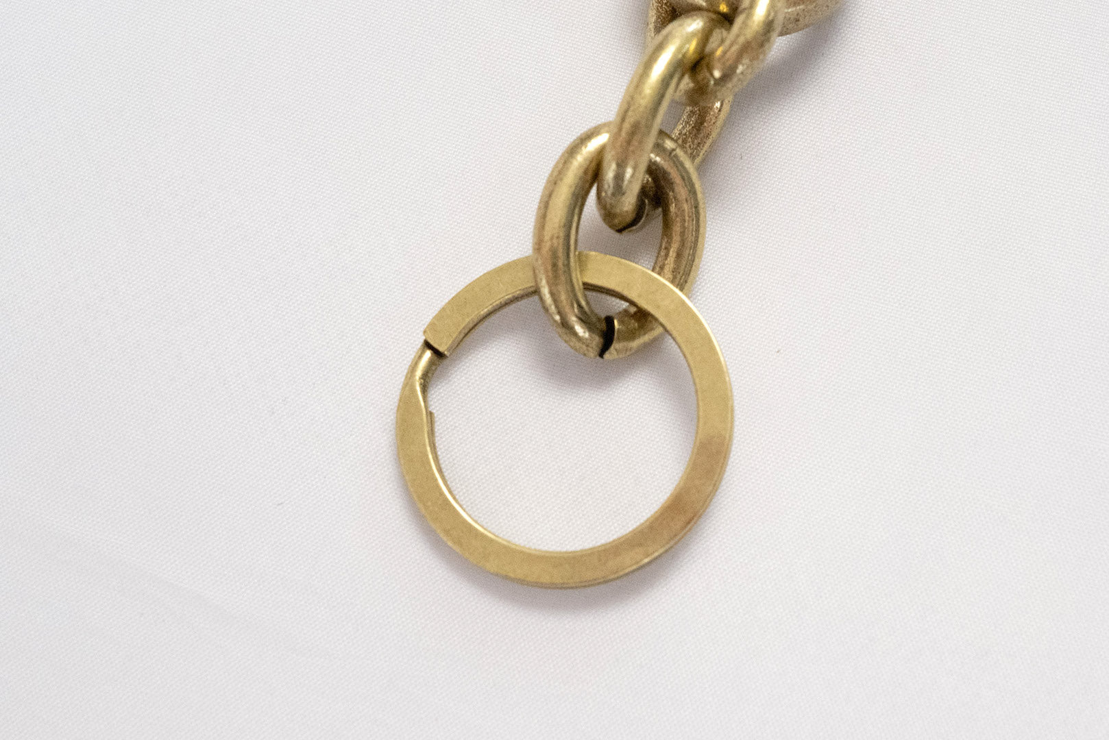 Inception by Accel Company "violin F-Hole" Carabiner Key Holder (IPK-02)