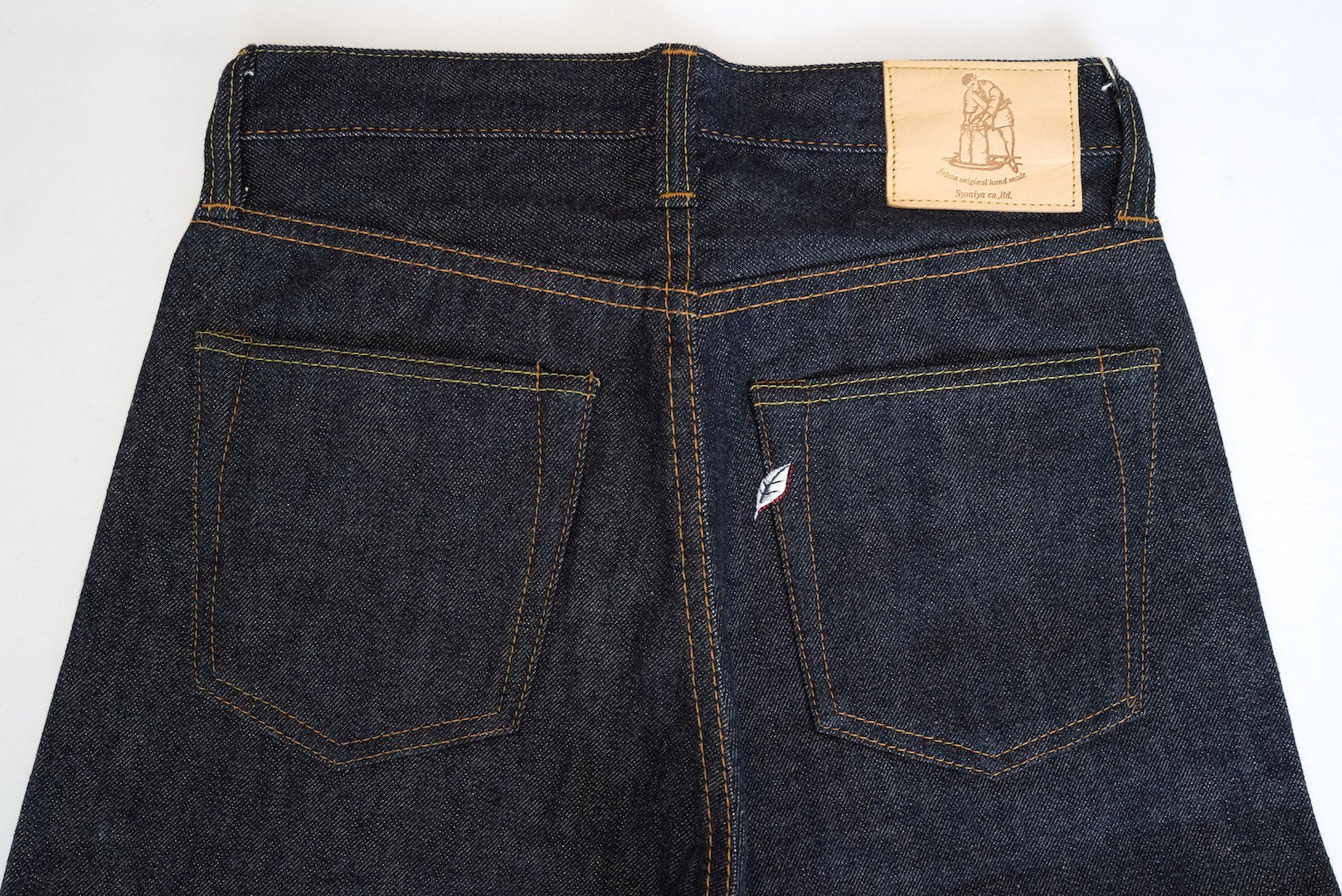 Pure Blue Japan NP-13.8oz-019 Denim (Relax Tapered Fit)